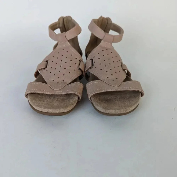 Natural Soul Avonlee Gladiator Sandal - 6.5 - Picture 3 of 8